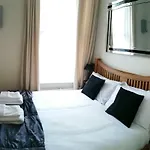 Argyle House بيت ضيافة 4*