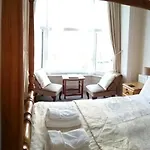 Argyle House بيت ضيافة 4*