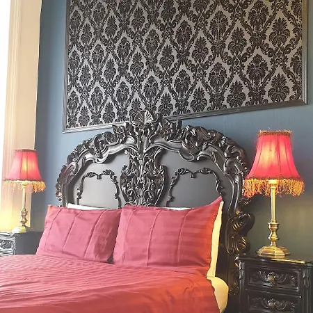 Argyle House 4* 휫비