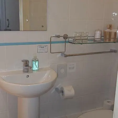 Argyle House 4*