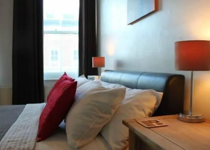 Guest house Argyle House