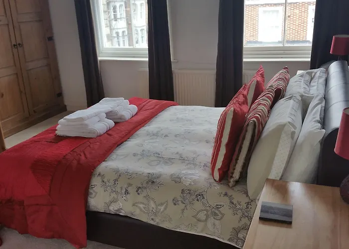 Guest house Argyle House